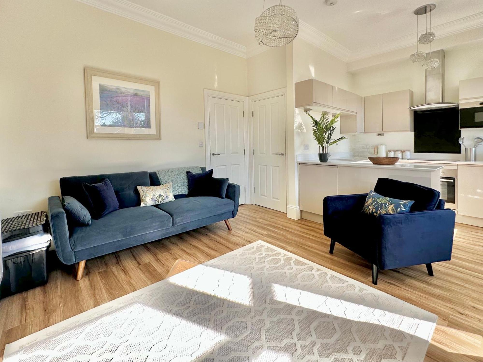 Clifford'S Reach At Bluebridge Court With Free Parking Apartment Йорк Екстериор снимка