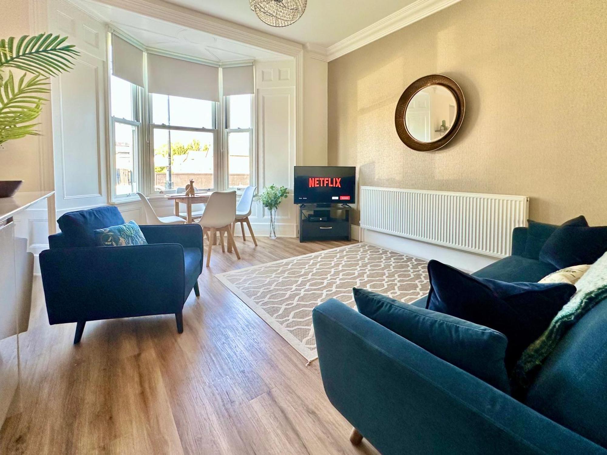 Clifford'S Reach At Bluebridge Court With Free Parking Apartment Йорк Екстериор снимка